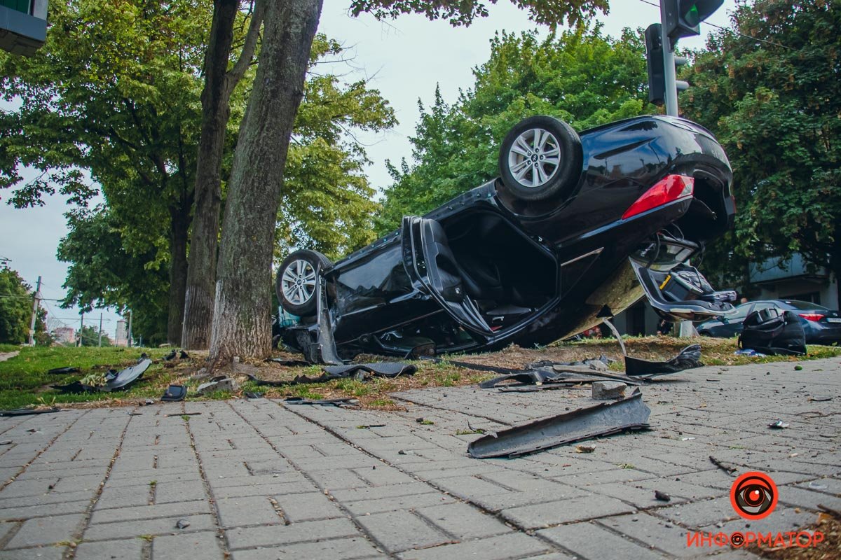 Постраждалих доставили до лікарні Постраждалих доставили до лікарні