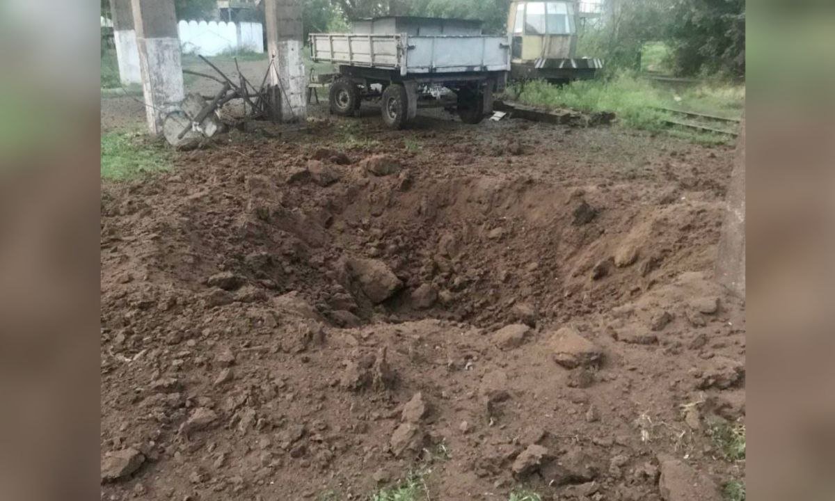 В Нікополь прилетіли 20 реактивних снарядів В Нікополь прилетіли 20 реактивних снарядів