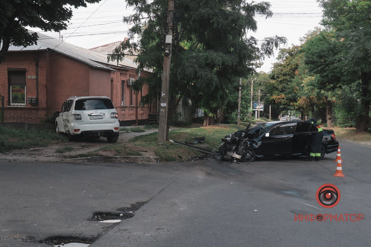 Деталі встановлюються Деталі встановлюються