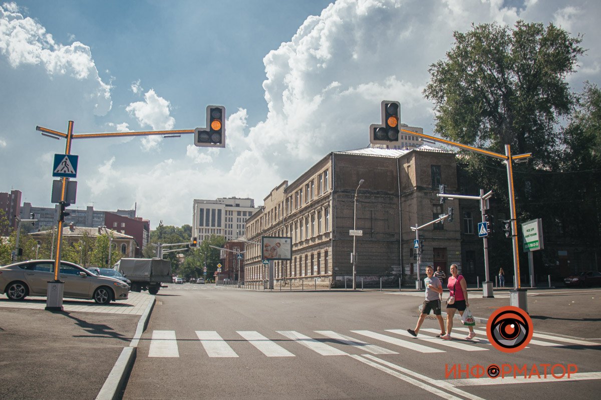 Світлофори нові