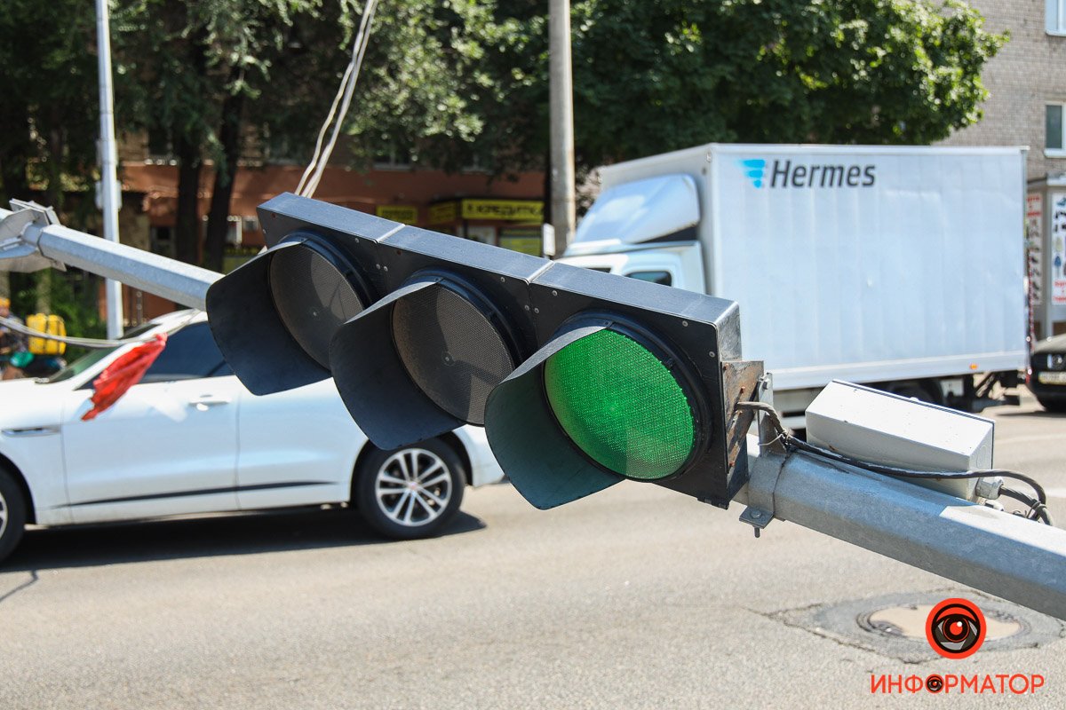 Впав, але працює Впав, але працює