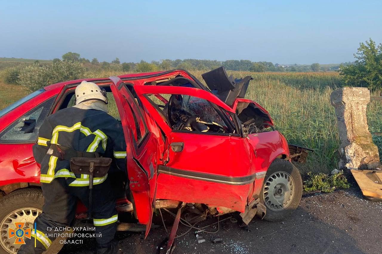 На автошляху 5 кілометрів від села Василівка Кам’янського району сталася ДТП