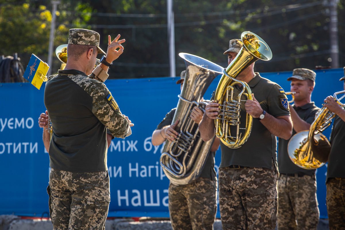 Військовий оркестр зіграв Гімн України