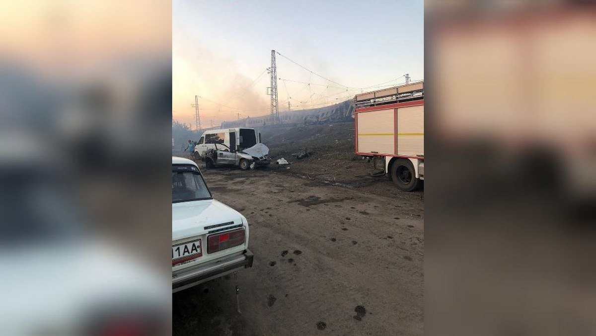 24 серпня рашисти завдали ракетний удар по потягу з пасажирами на станції Чаплине 24 серпня рашисти завдали ракетний удар по потягу з пасажирами на станції Чаплине