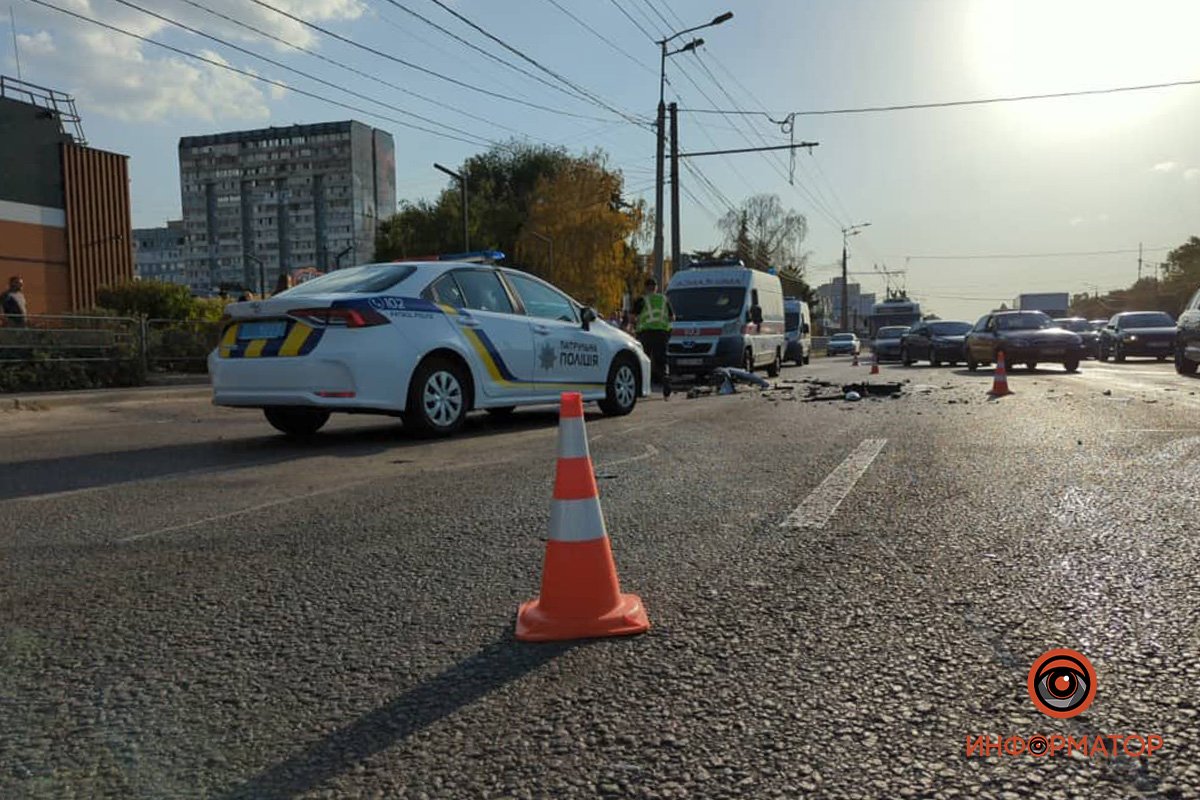 На місці поліція та швидка