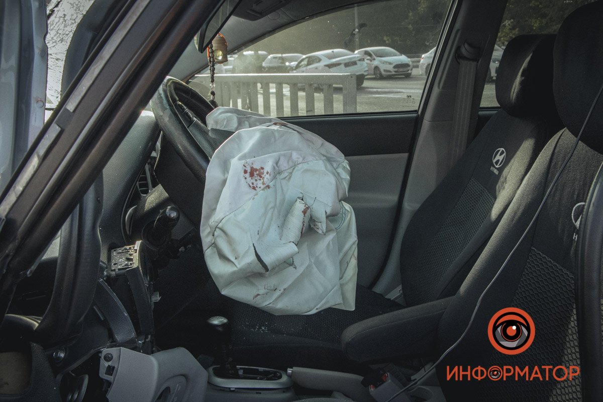 Постраждав водій і пасажирка