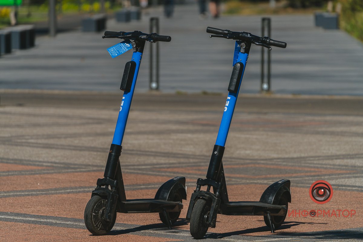 І тільки тиждень тому до Дніпра знов повернулись електросамокати Jet