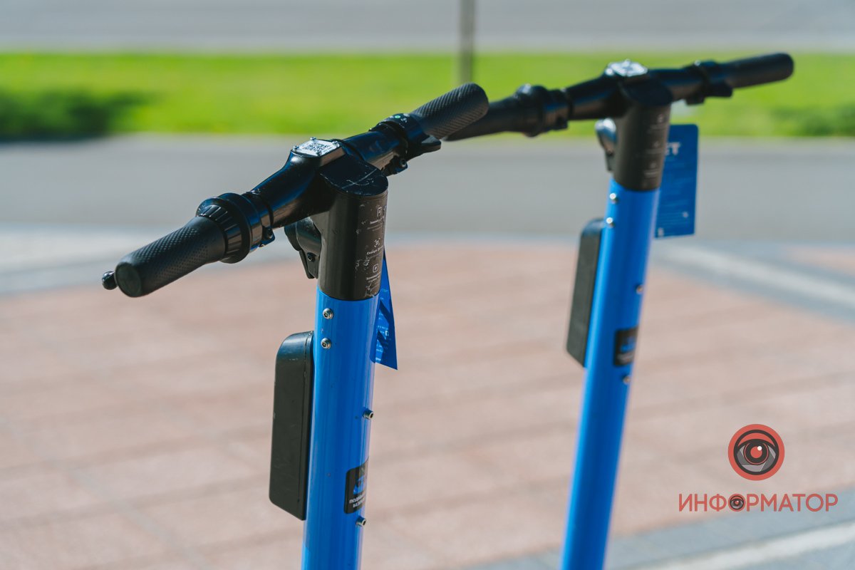 Наразі розблокування обійдеться 10 гривень, а хвилина користування — 3 гривні