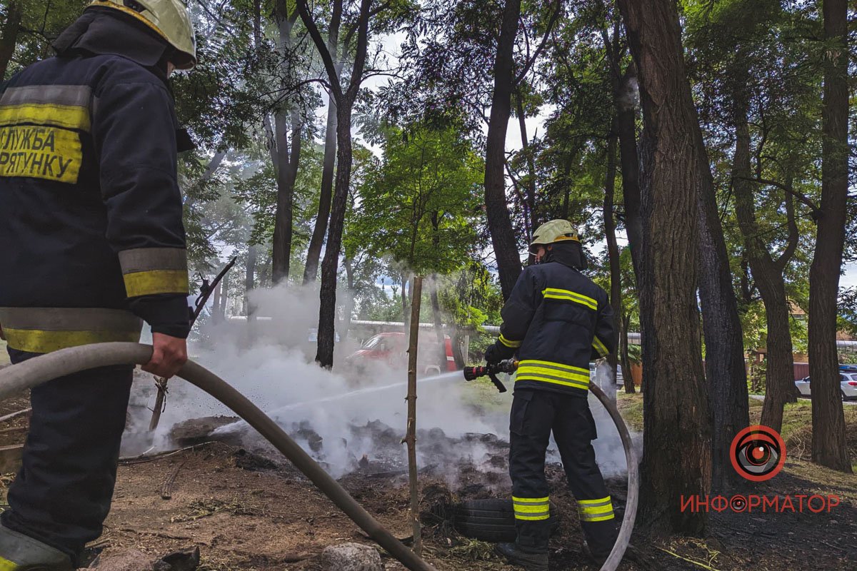 Поблизу вулиці Калинової піднявся стовп чорного диму
