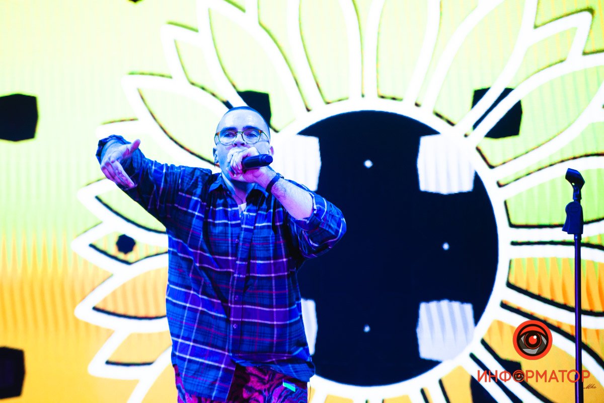 Wellboy та Стас Корольов: як у Дніпрі завершився День міста на станції метро 4