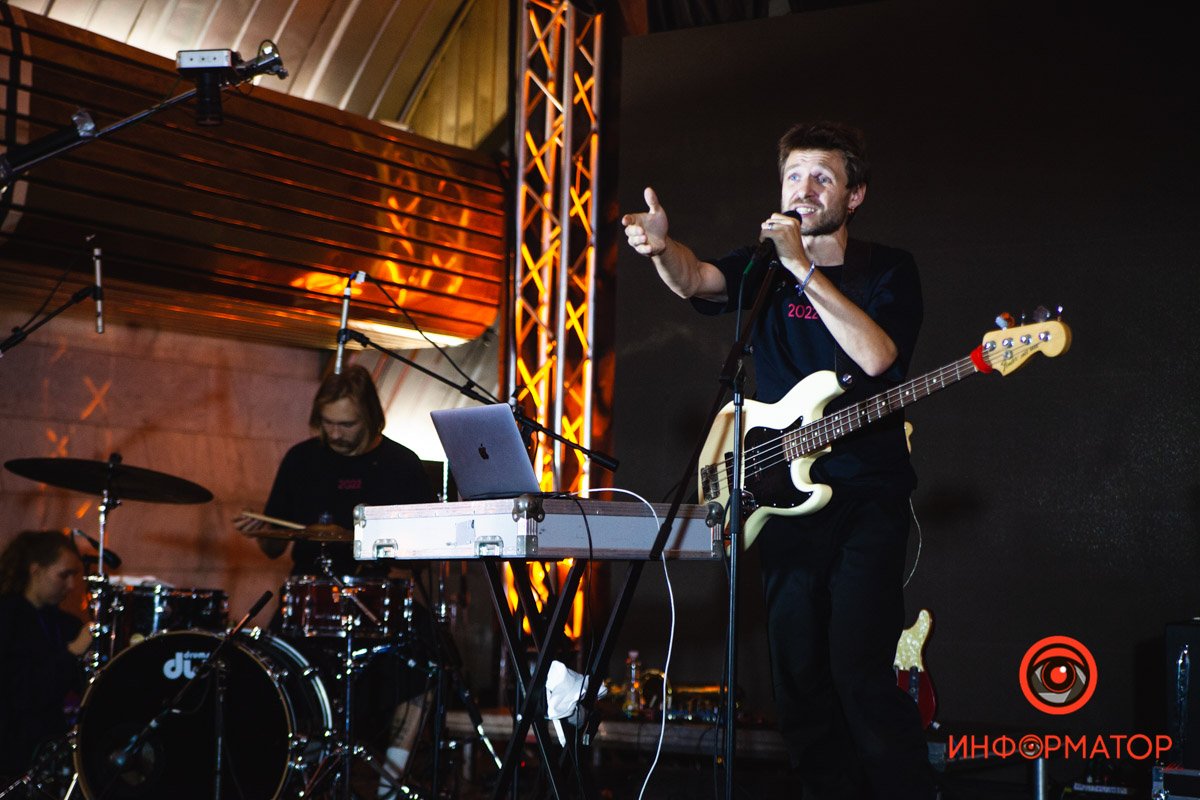 Wellboy та Стас Корольов: як у Дніпрі завершився День міста на станції метро 12