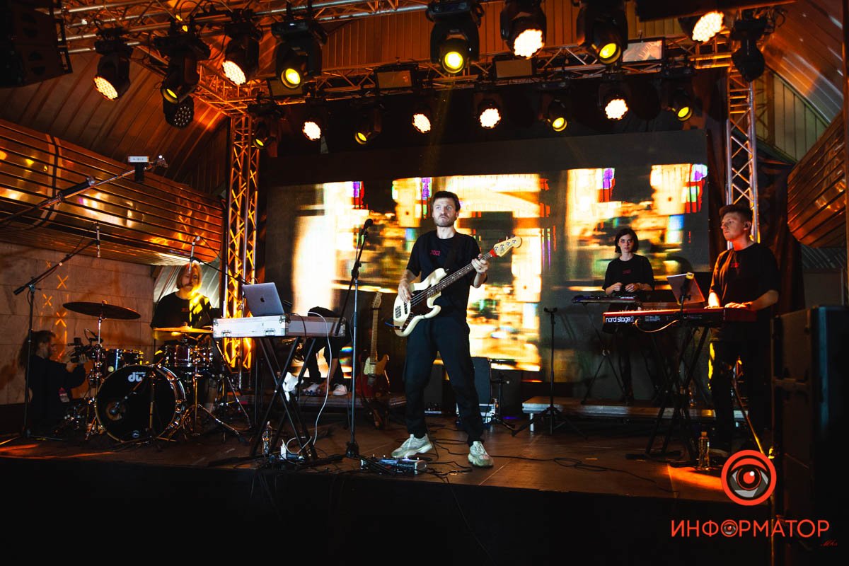 Wellboy та Стас Корольов: як у Дніпрі завершився День міста на станції метро 13