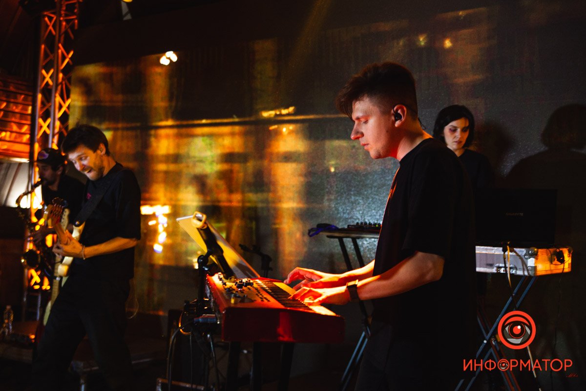 Wellboy та Стас Корольов: як у Дніпрі завершився День міста на станції метро 20