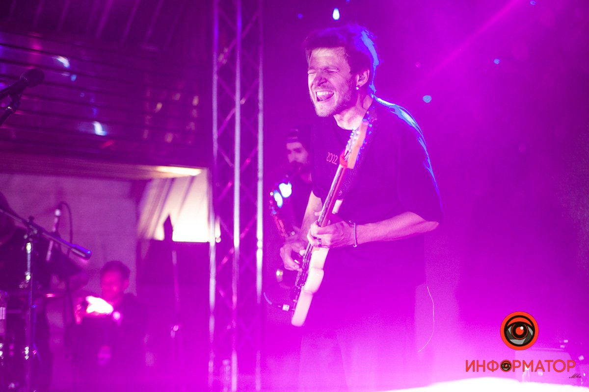 Wellboy та Стас Корольов: як у Дніпрі завершився День міста на станції метро 15