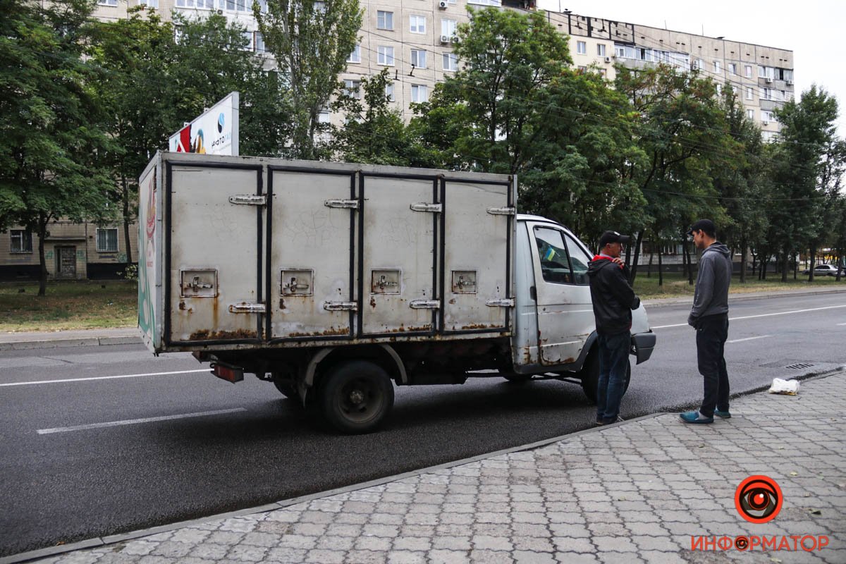 У Дніпрі на Янтарній «ГАЗель» на очах у батьків збила 11-річну дівчинку на пішохідному переході