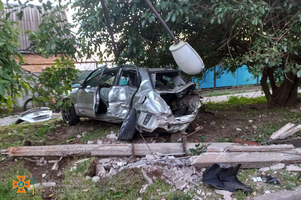У неділю, 11 вересня, у Нікополі на вулиці Херсонській сталася аварія У неділю, 11 вересня, у Нікополі на вулиці Херсонській сталася аварія