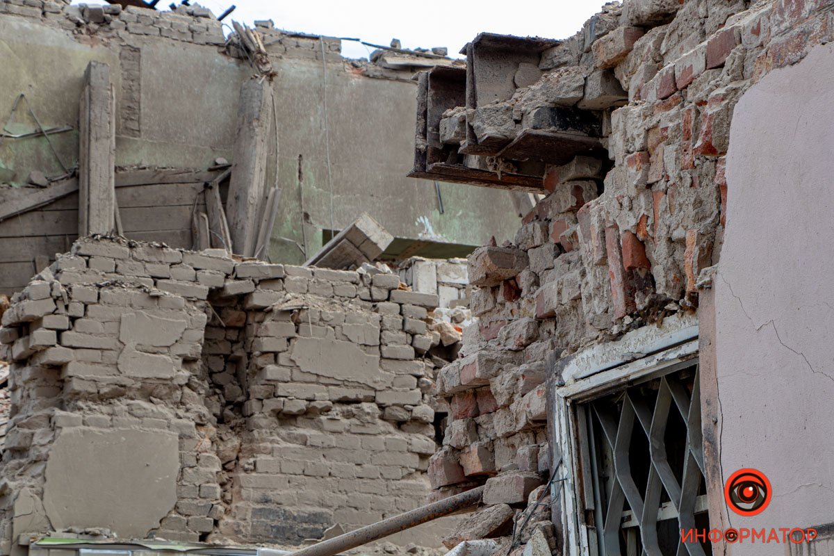 Бізнес, в який вони вклали так багато зусиль, зазнав чималих руйнацій Бізнес, в який вони вклали так багато зусиль, зазнав чималих руйнацій