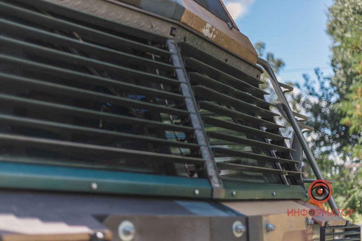 Броньоване переднє і бічне скло 3,5 мм Броньоване переднє і бічне скло 3,5 мм