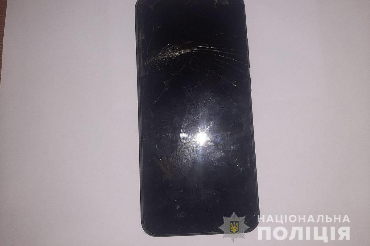 16 вересня у Покрові чоловік пограбував 15-річну дівчинку 16 вересня у Покрові чоловік пограбував 15-річну дівчинку