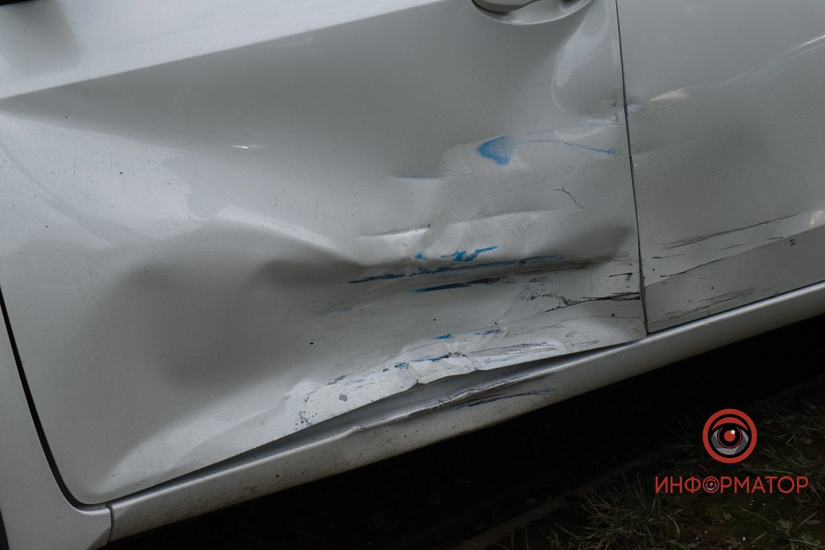 Тут зіштовхнулись Chevrolet служби таксі Uklon та Toyota