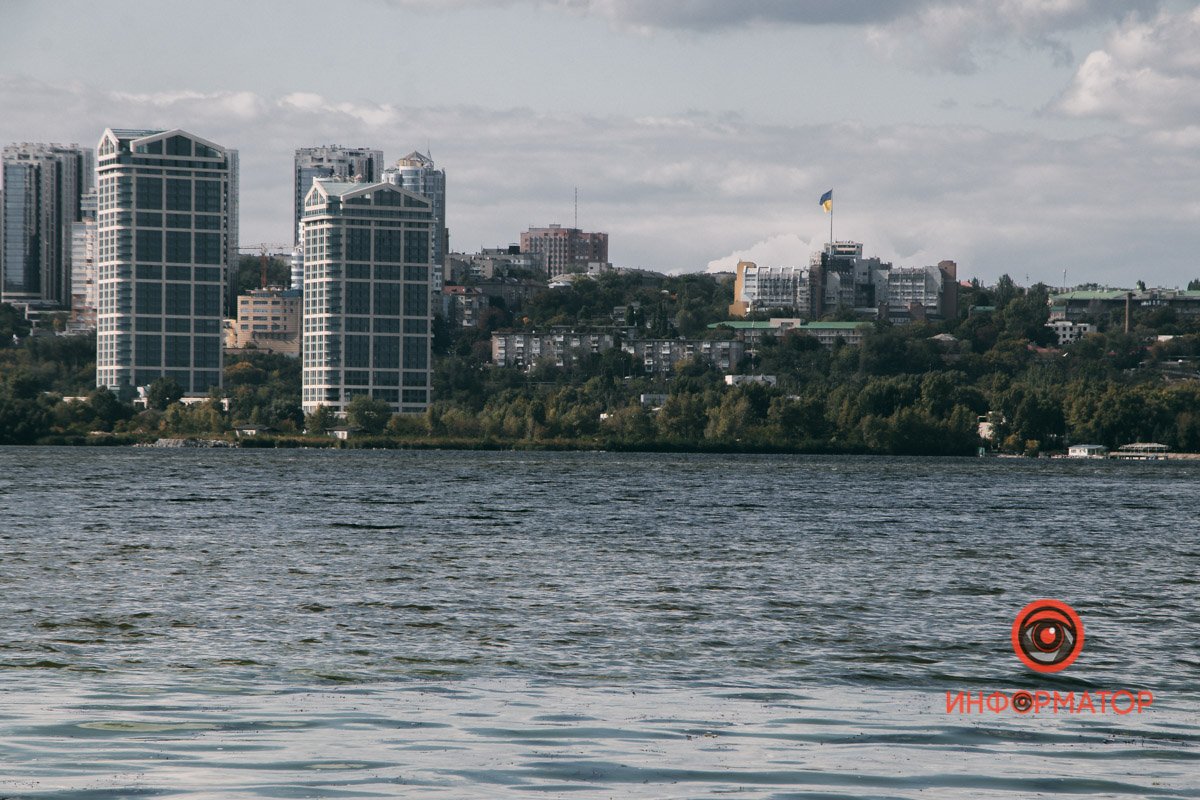 Вид на правий берег Вид на правий берег