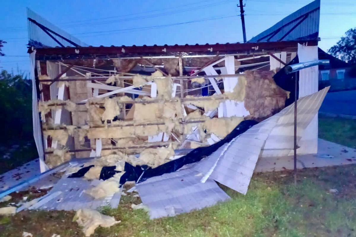 Без світла залишились понад 6 тисяч людей Без світла залишились понад 6 тисяч людей