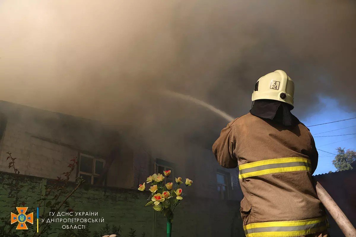 Тут горів будинок на двох власників Тут горів будинок на двох власників