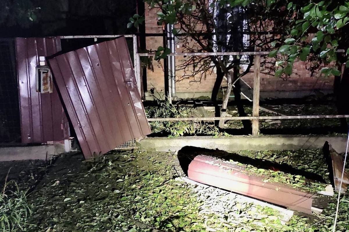 Гатили “Градами” та важкою артилерією Гатили “Градами” та важкою артилерією