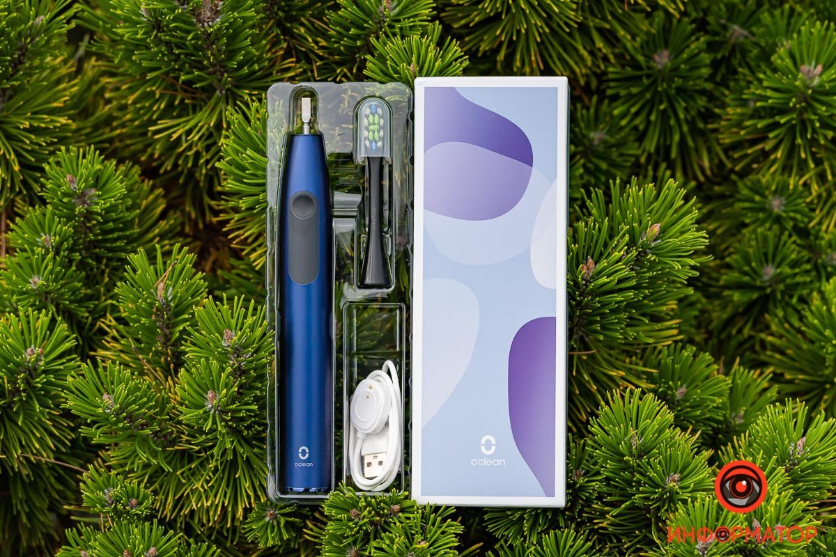 Корпус зручно лягає в руку і приємний на дотик Корпус зручно лягає в руку і приємний на дотик