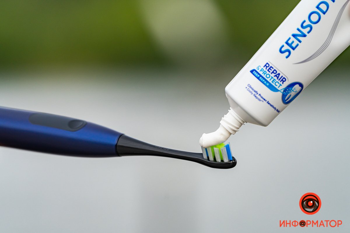 Сучасні спеціалізовані зубні пасти можуть не тільки очищати, а й формувати захисний шар Сучасні спеціалізовані зубні пасти можуть не тільки очищати, а й формувати захисний шар