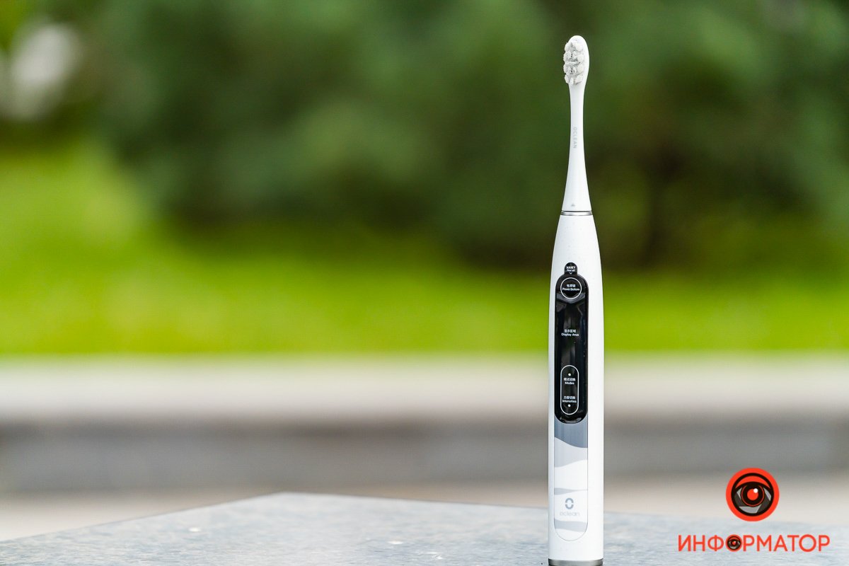 Місткість акумулятора Oclean X10 зросла з 800 до 1200 мАг і виробник обіцяє до двох місяців роботи без підзарядки Місткість акумулятора Oclean X10 зросла з 800 до 1200 мАг і виробник обіцяє до двох місяців роботи без підзарядки