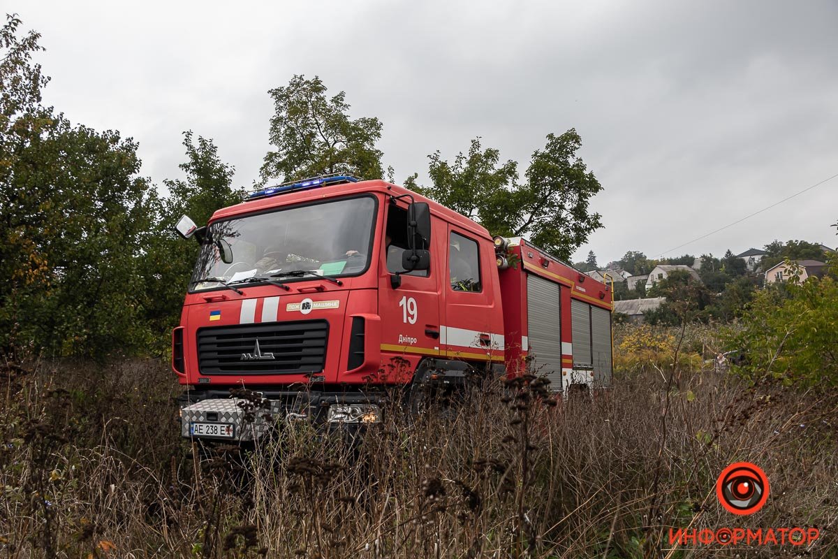 У середу, 28 вересня, у Дніпрі у Тунельній балці, на вулиці Соколиній, 1б вогонь охопив будинок