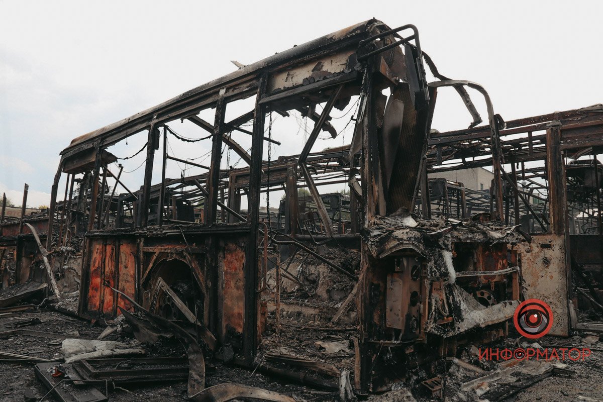 Ще 98 транспортні засоби пошкоджені Ще 98 транспортні засоби пошкоджені