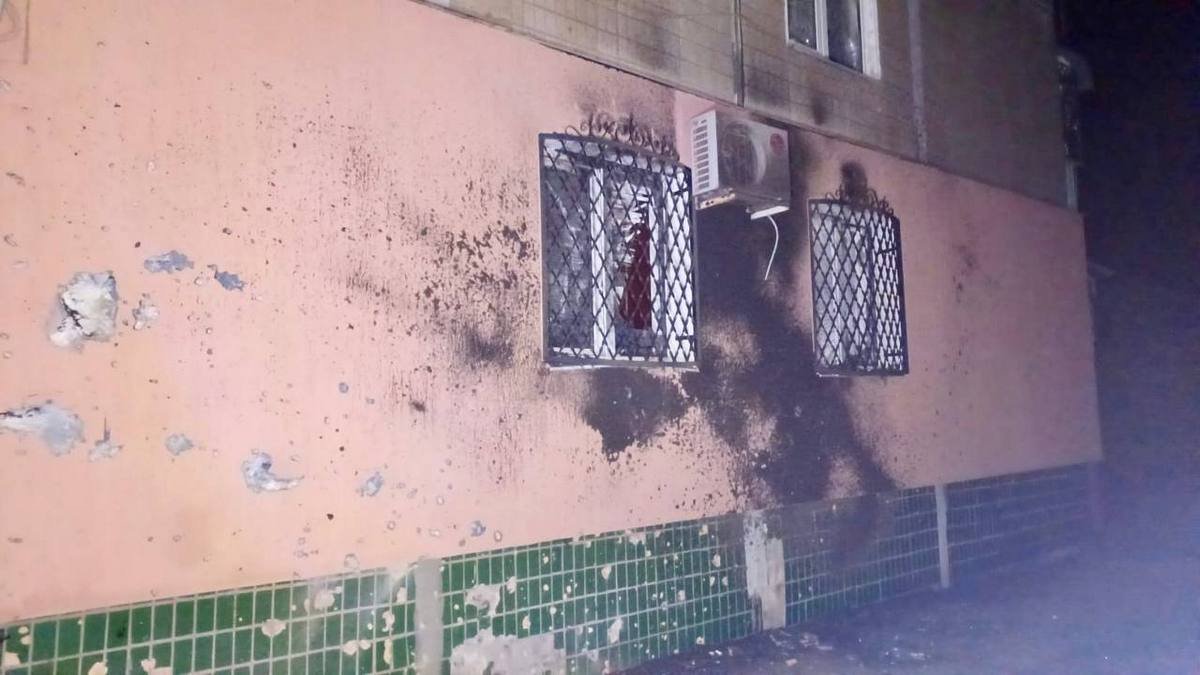 Вночі в Нікопольському районі ворог обстріляв три громади