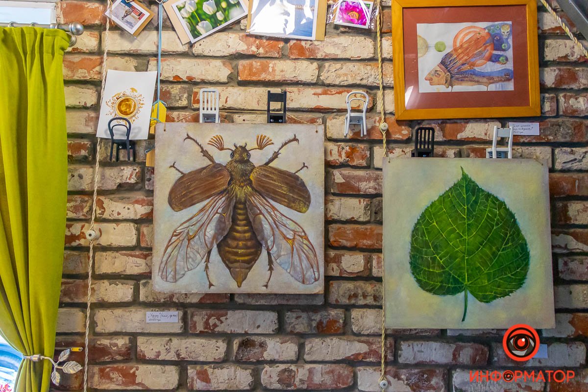 Ще одна незвична виставка триває в кав’ярні “Гвоздь” Ще одна незвична виставка триває в кав’ярні “Гвоздь”