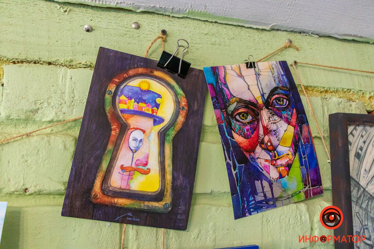 Я так і назвала цю виставку “Світла частини Nina Ezhik” Я так і назвала цю виставку “Світла частини Nina Ezhik”