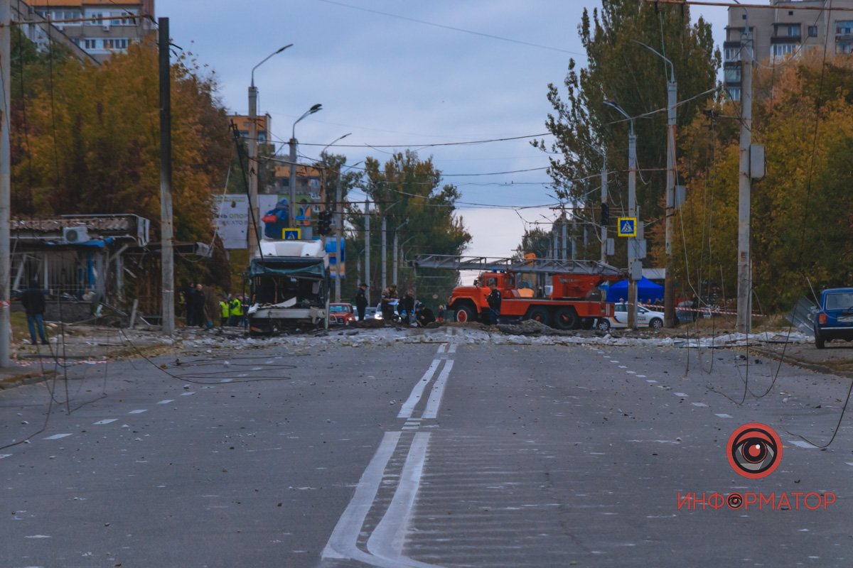 Окупанти поцілили в один зі спальних районів на лівому березі Окупанти поцілили в один зі спальних районів на лівому березі