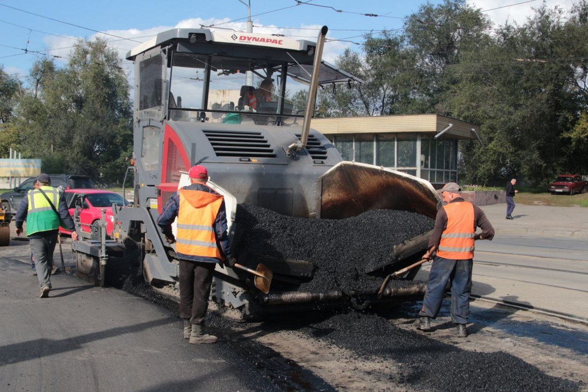 Також відновлять дорожнє покриття на вулиці Київській