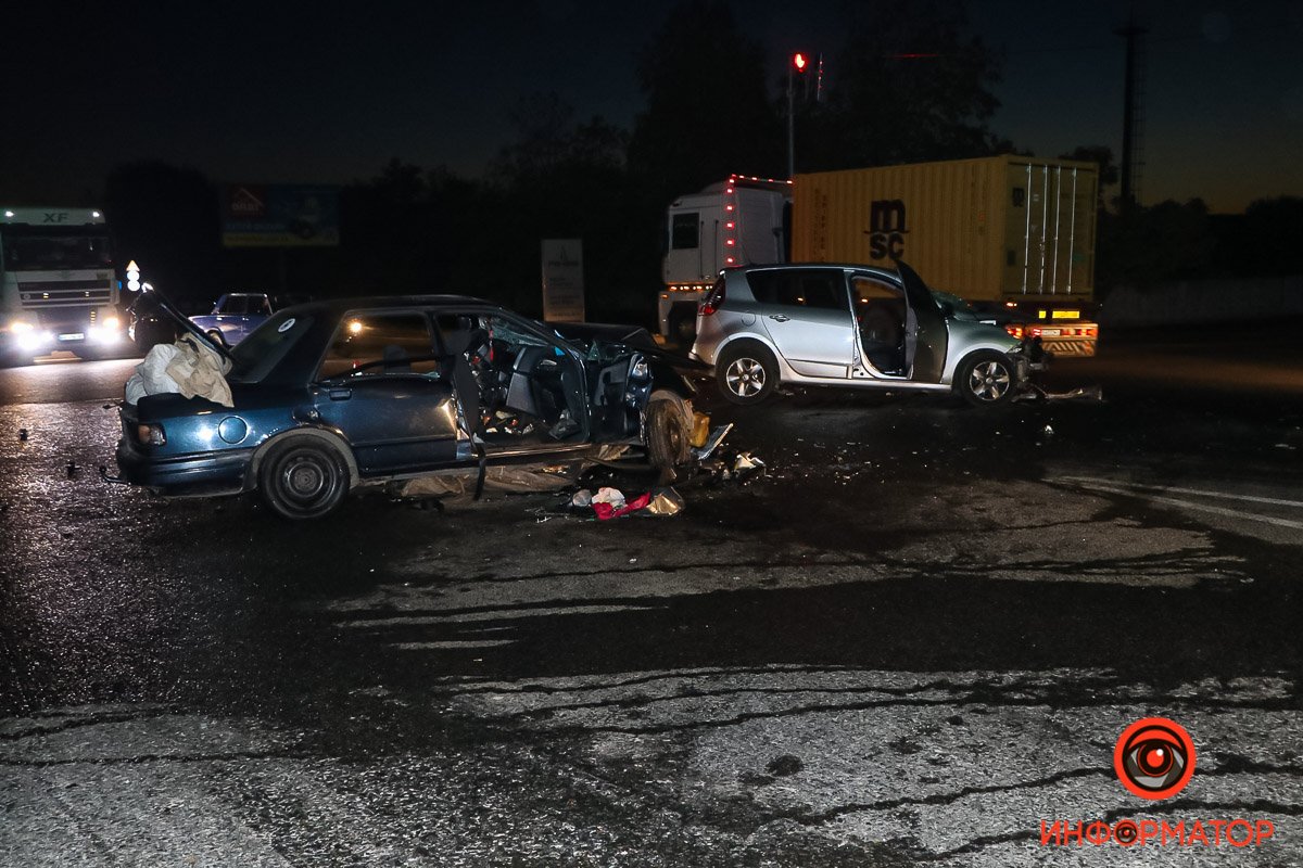 У суботу, 15 жовтня, на перехресті Криворізького шосе та вулиці Гербина трапилась аварія У суботу, 15 жовтня, на перехресті Криворізького шосе та вулиці Гербина трапилась аварія