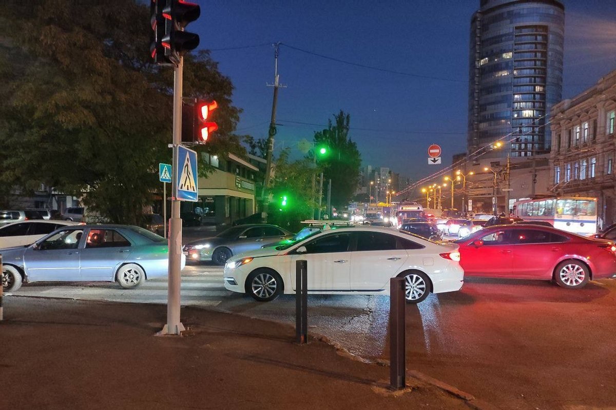 Затори по усьому центру міста Затори по усьому центру міста