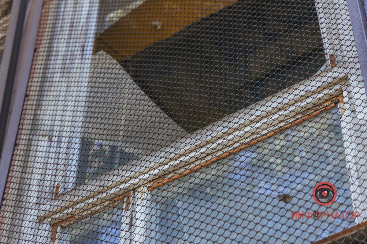 Також пам'ятайте про правила двох стін Також пам'ятайте про правила двох стін