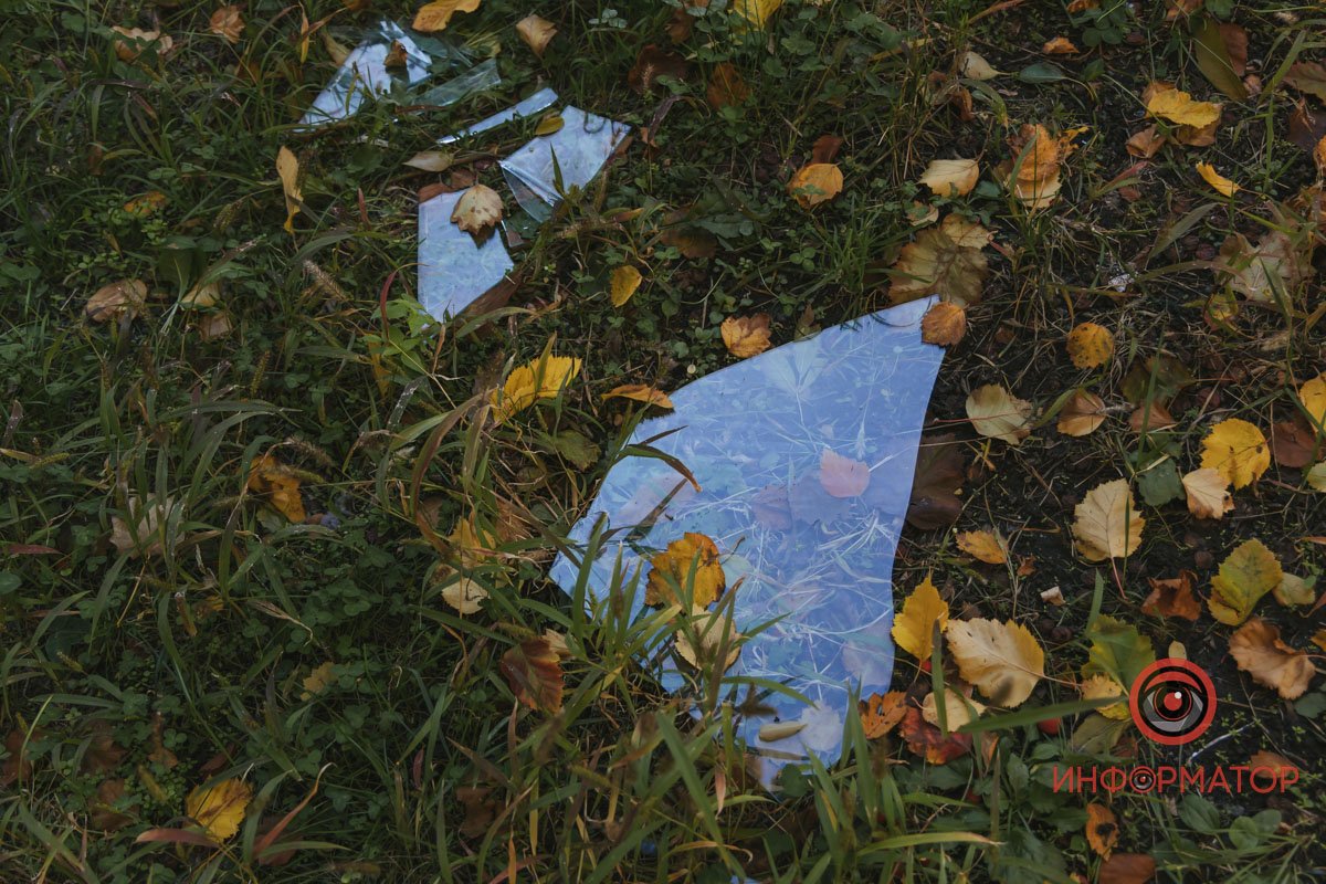 Вибуховою хвилею вибило вікна у поблизу розташованих будинках Вибуховою хвилею вибило вікна у поблизу розташованих будинках