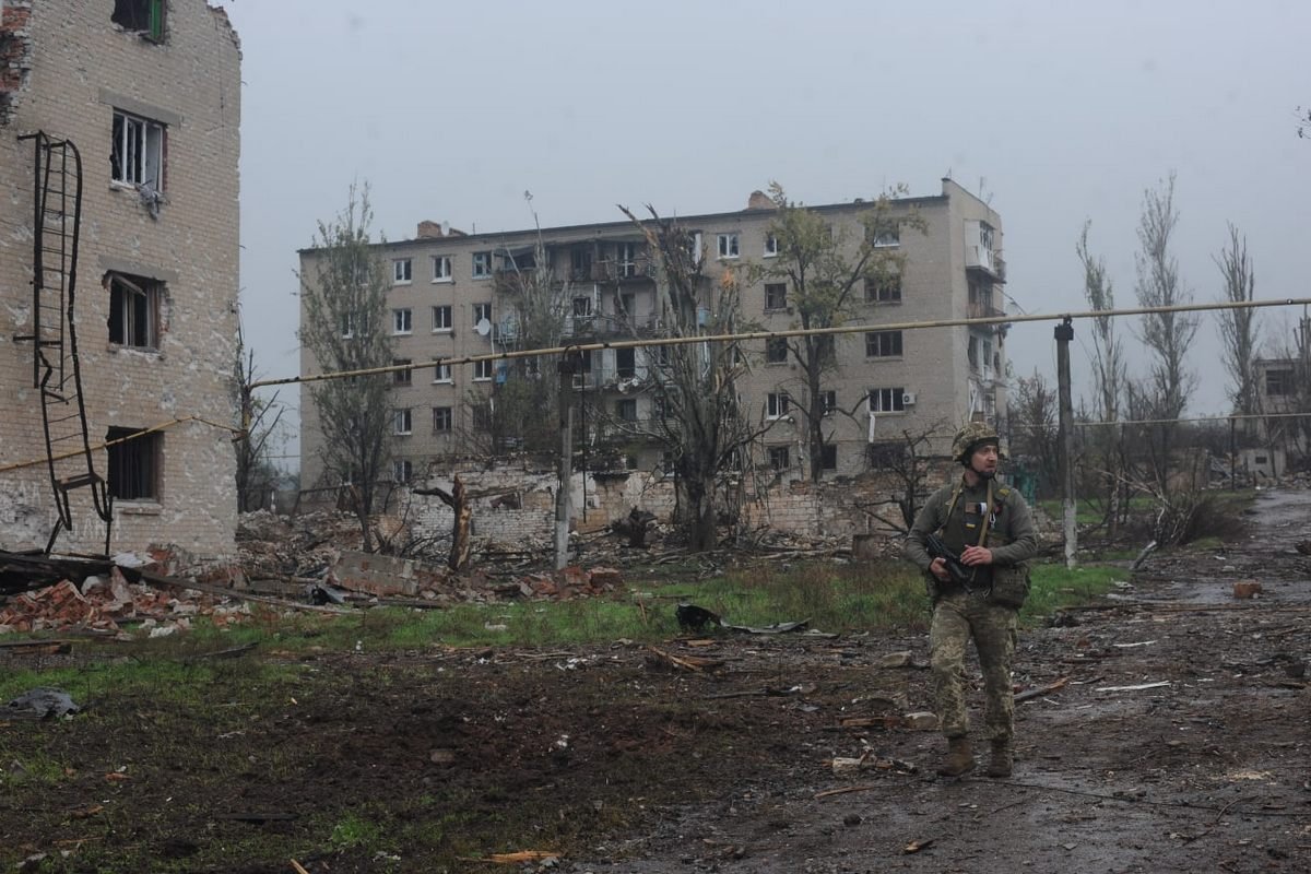 Бійці 93 бригади з Дніпропетровської області мужньо тримають стрій на Бахмутському напрямку Бійці 93 бригади з Дніпропетровської області мужньо тримають стрій на Бахмутському напрямку