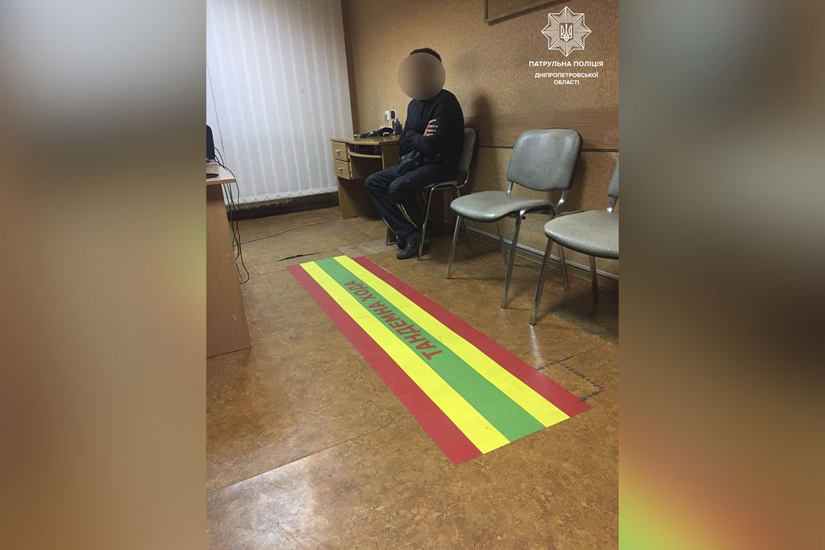 У Дніпрі водій маршрутки №107 керував машиною під впливом наркотиків У Дніпрі водій маршрутки №107 керував машиною під впливом наркотиків