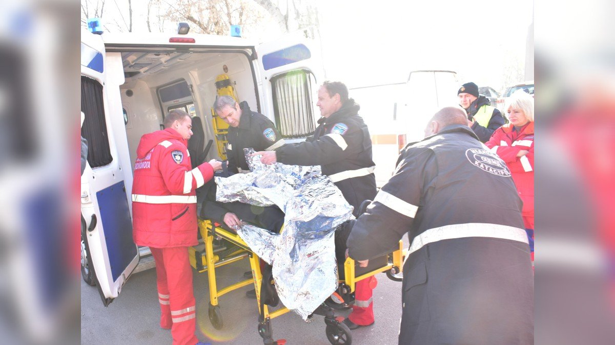 Два місяці у реанімації: в лікарні у Дніпрі врятували лікарку, яка постраждала від ворожого обстрілу на Донбасі