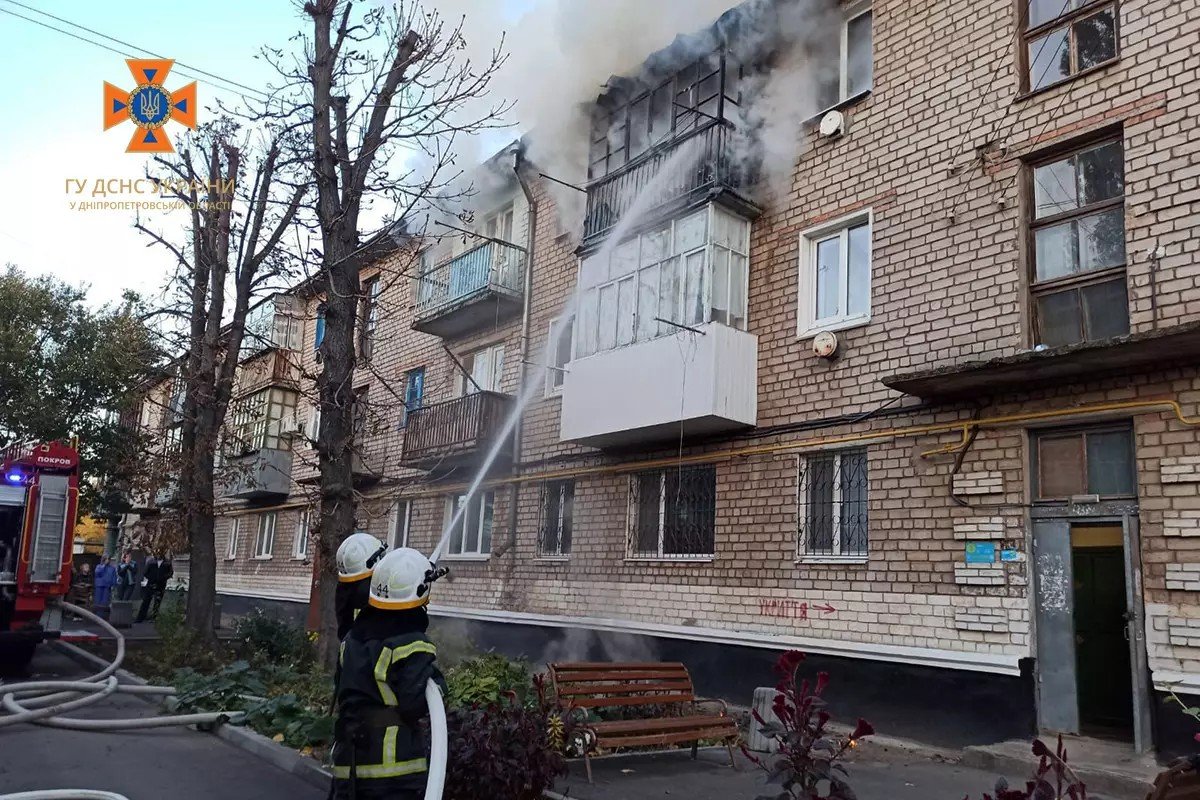 21 жовтня у Покрові, на вулиці Торговій, виникла пожежа 21 жовтня у Покрові, на вулиці Торговій, виникла пожежа