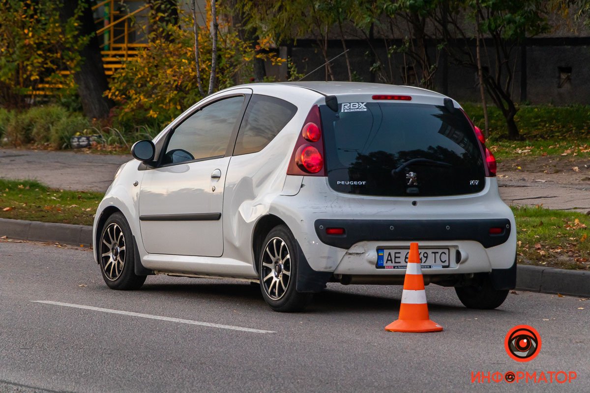 На місці працює слідчий з ДТП На місці працює слідчий з ДТП