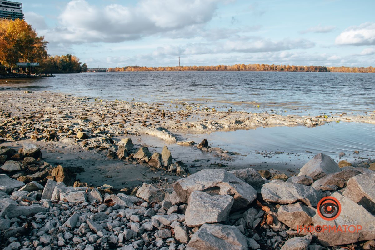 Снизился уровень воды в Днепре: что произошло с рекой