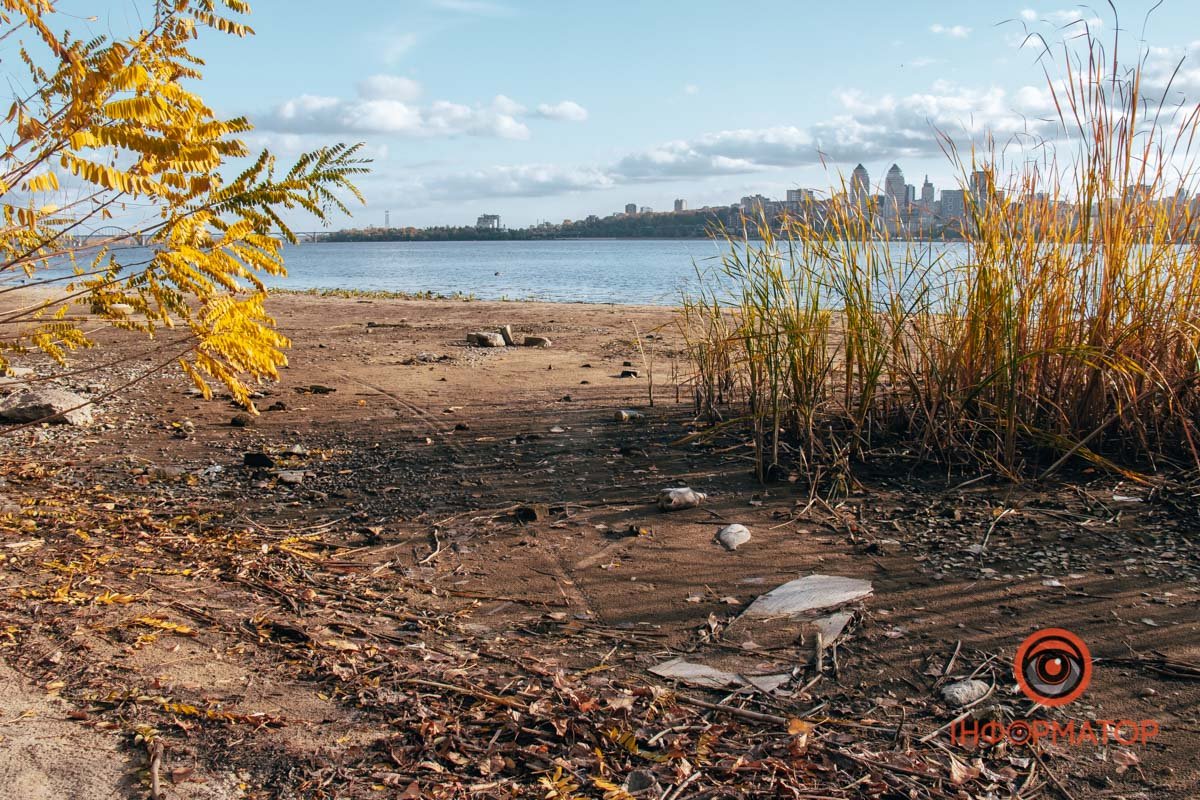 З лівого берега З лівого берега