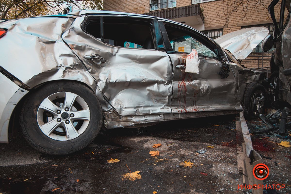 Все в крові